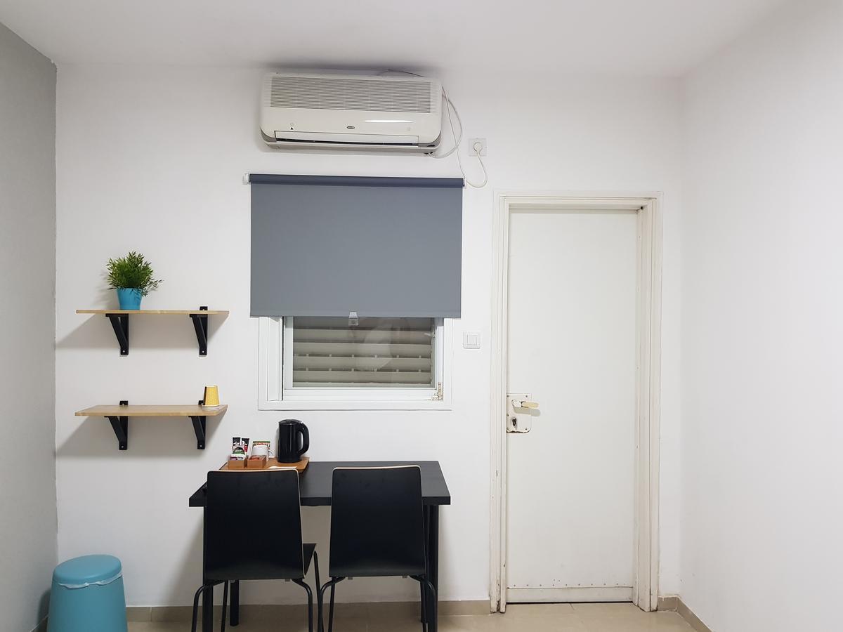 Airport Guest House - One-Way Free Shuttle Or Yehuda Екстериор снимка